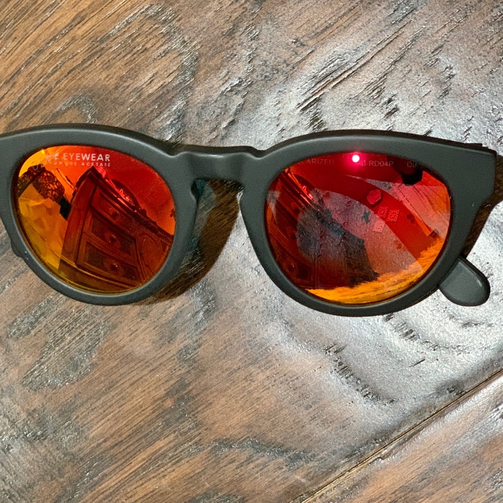 Diff Sunglasses - image 2